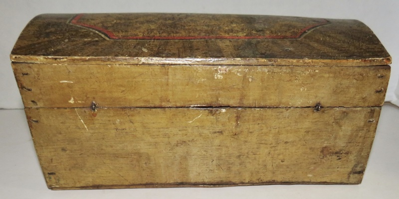 WONDERFUL 18TH NH SPONGE DECORATED SMALL DOC. BOX