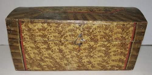 WONDERFUL 18TH NH SPONGE DECORATED SMALL DOC. BOX