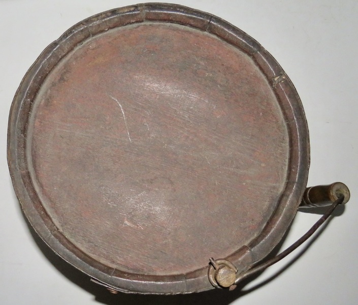 RARE REV. WAR ERA WAGON CAMP CANTEEN, RED, 11 3/4"