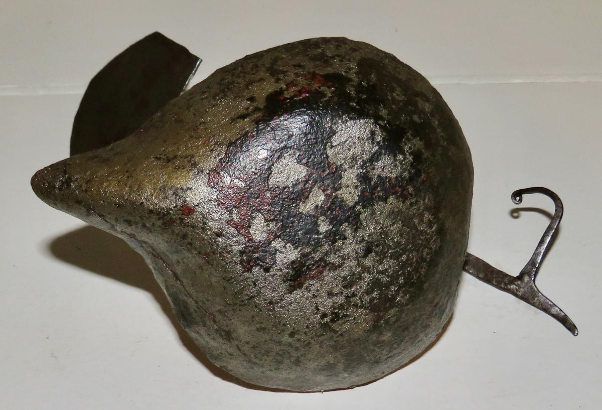 COLONIAL FORGED IRON CANTING CRUSIE OIL LAMP