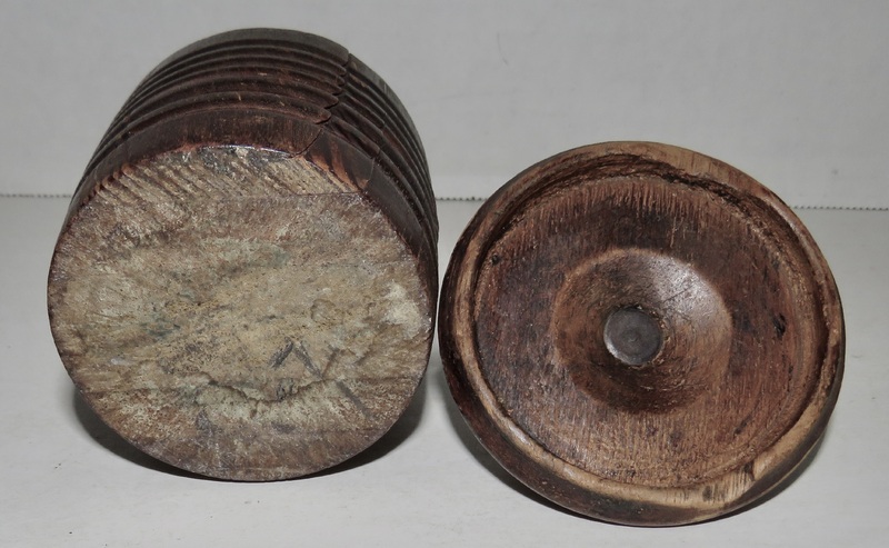 PILGRIM ERA ENGLISH BEEHIVE SHAPE SPICE JAR & LID