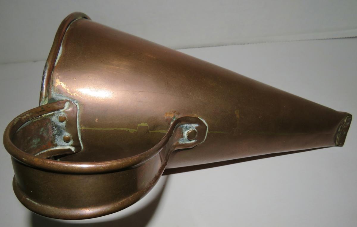 18TH CENTURY TAVERN COPPER ALE WARMER