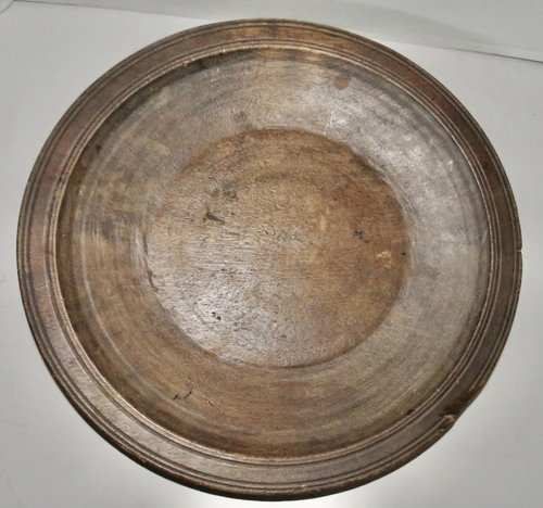 THE BEST PILGRIM PERIOD TREEN CHARGER, 17",