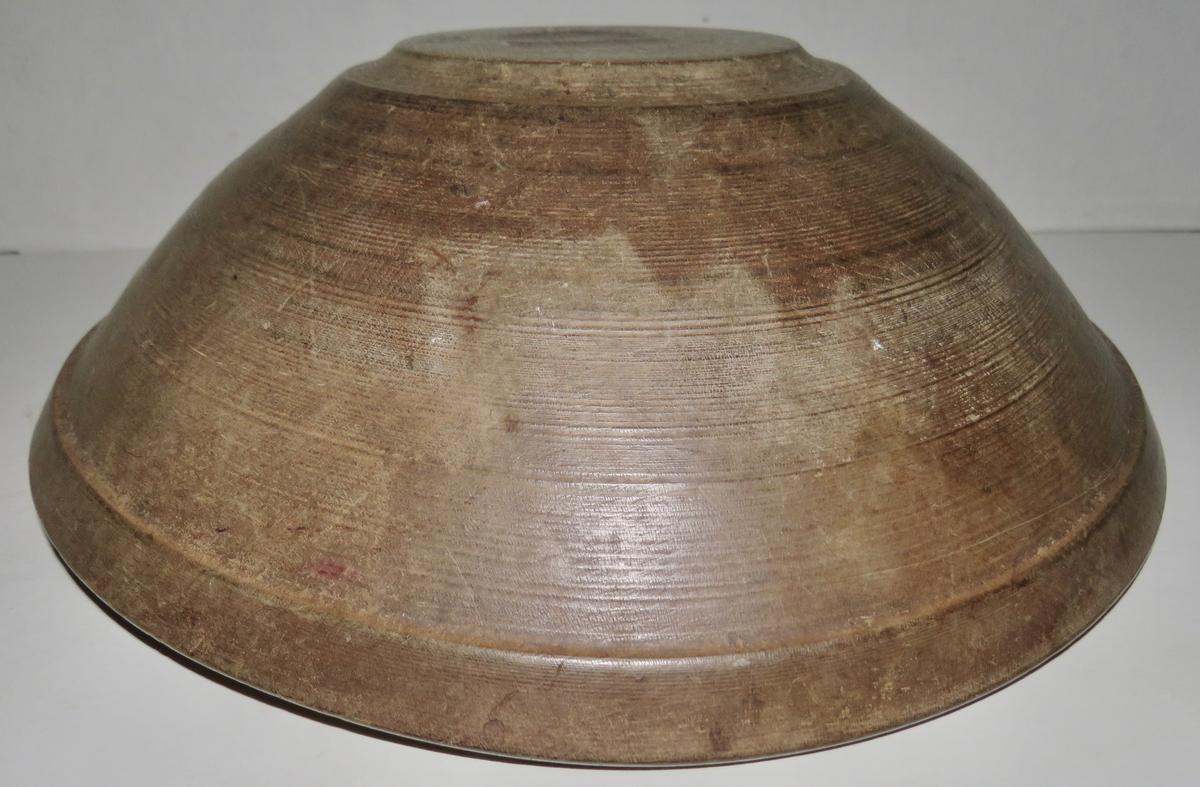 EARLY THIN MAPLE BEEHIVE BOWL, FOOT AND RIM 11 X 3