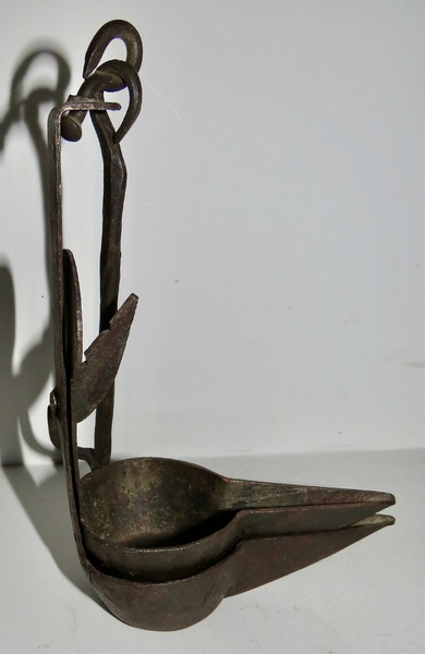17th early 18TH C. DOUBLE CRUSIE LIGHTING DEVICE