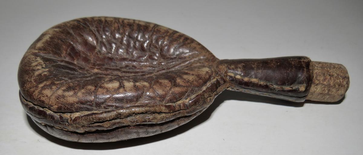 REV. WAR ERA LEATHER SHOT BAG