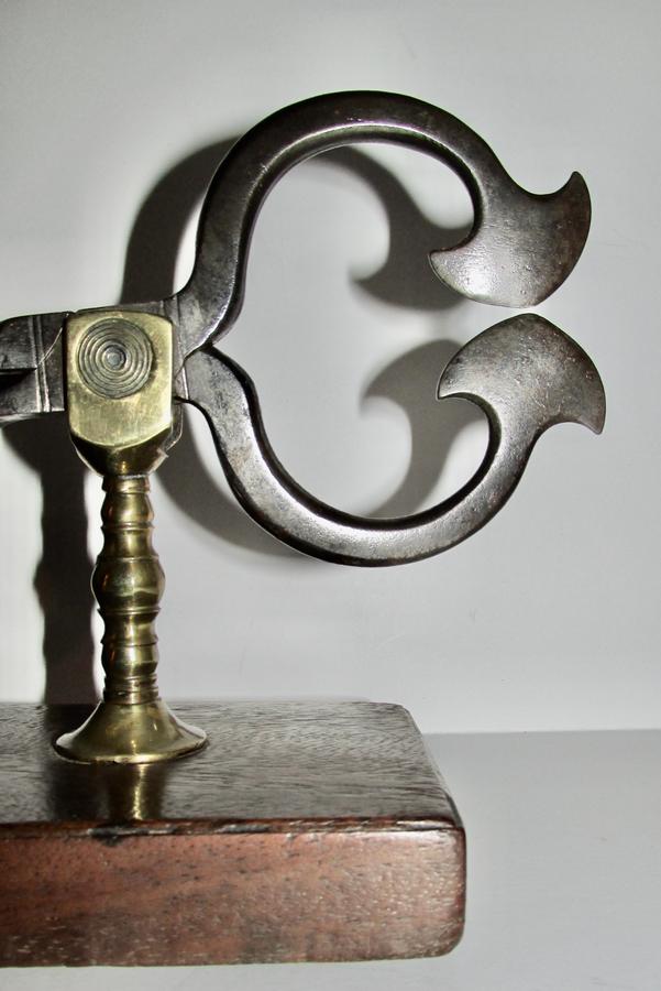 RARE EARLY 19TH C. SUGAR NIPPERS ON WOODEN BASE