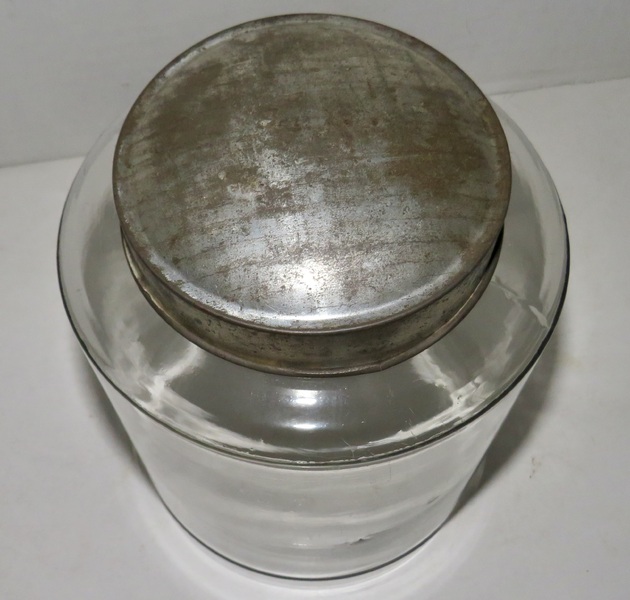 19TH C. GLASS PANTRY JAR WITH ORIGINAL TIN LID