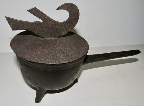 18TH C. PA CAST IRON POSNET WITH RARE BIRD ON LID