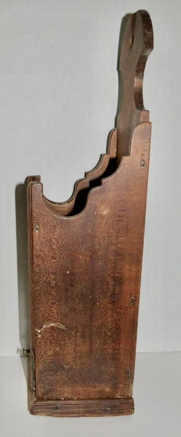 AMERICAN, EARLY 18TH C. MAPLE PIPE BOX