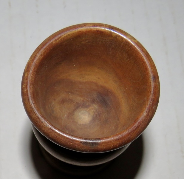 TREEN INDIVIDUAL TABLE SALT, 18TH/ 19TH CENTURY