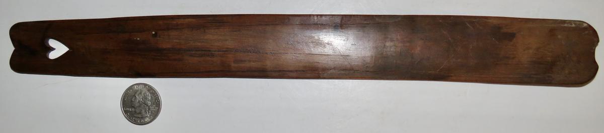 COLONIAL PA WOODEN BUSK WITH A HEART
