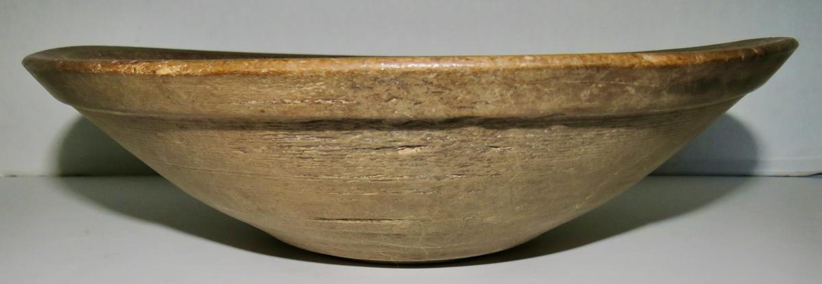 EARLY THIN MAPLE BEEHIVE BOWL, FOOT AND RIM 11 X 3