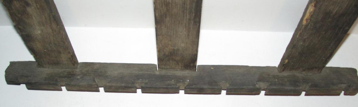 EARLY 18TH C. AMERICAN SPOON RACK