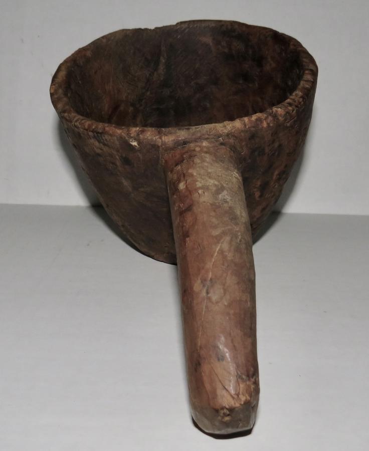 ABENAKI INDIAN WHITE CEDAR BURL BOWL, EARLY 19TH C