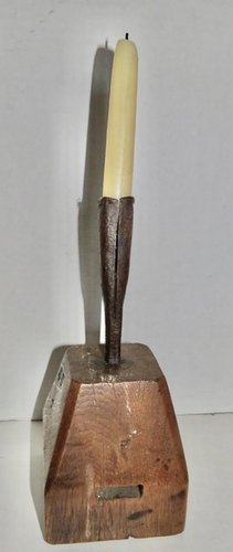 PILGRIM ERA SPIKE CANDLE HOLDER WOOD BASE AMERICAN