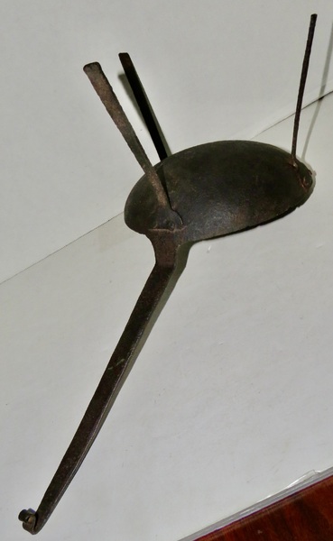 REV. WAR ERA CAMP COOKING FORGED IRON SPIDER