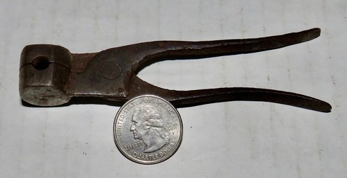 REV. WAR PERIOD BULLET MOLD