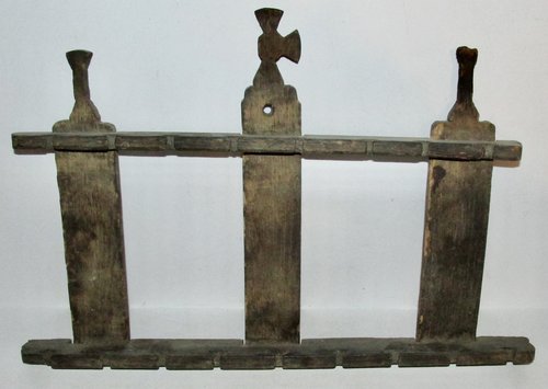 EARLY 18TH C. AMERICAN SPOON RACK