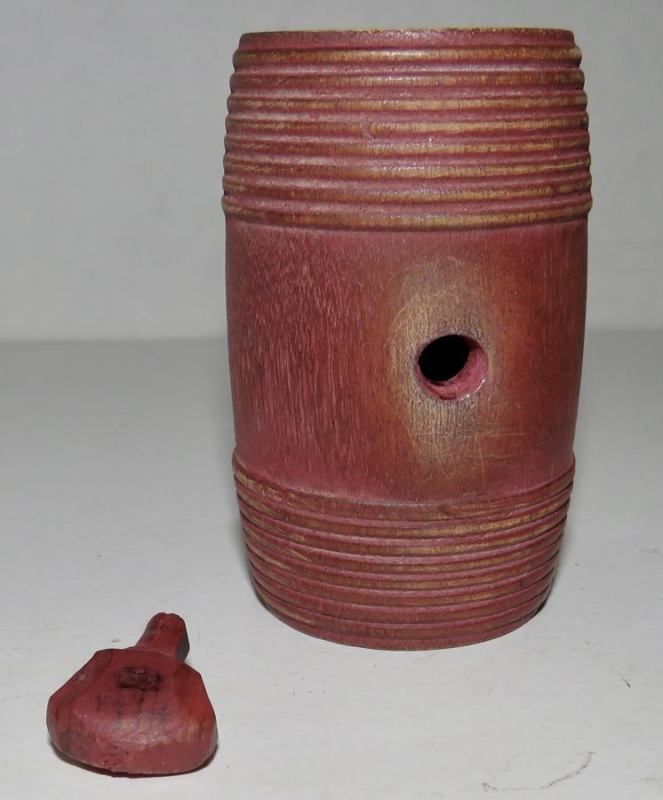 RARE REV. WAR ERA MINIATURE RUNDLET W/ RED PAINT