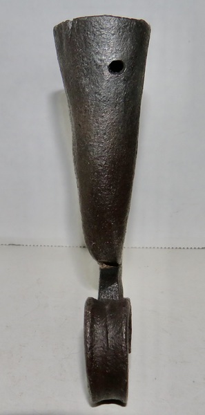 18TH C. FORGED IRON SPIKE CANDLEHOLDER W/ CURL