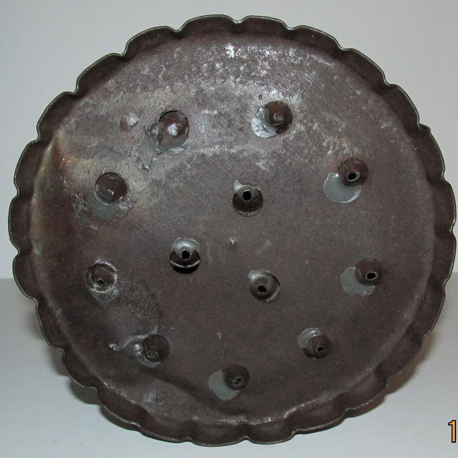 VERY SCARCE ROUND CANDLE MOLD, 19TH CENTURY