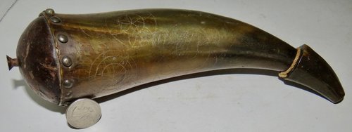 POWDER HORN, 18TH C., ENGRAVED W/ PINWHEELS, PA/VA