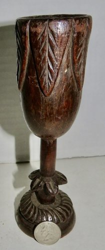 PILGRIM ERA 17TH C. TABLE CHIP CARVED SPICE CUP