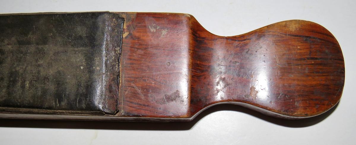 EARLY 19TH C. NEW ENGLAND RAZOR AND BOX W/ PAINT