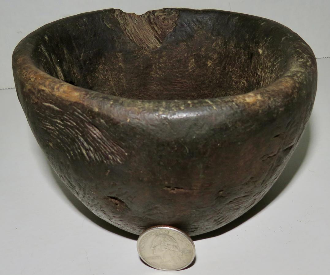 PILGRIM ERA NATIVE AMERICAN SMALL BURL EATING BOWL