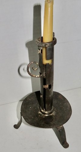 VERY RARE PILGRIM ERA ADJUSTABLE CANDLEHOLDER