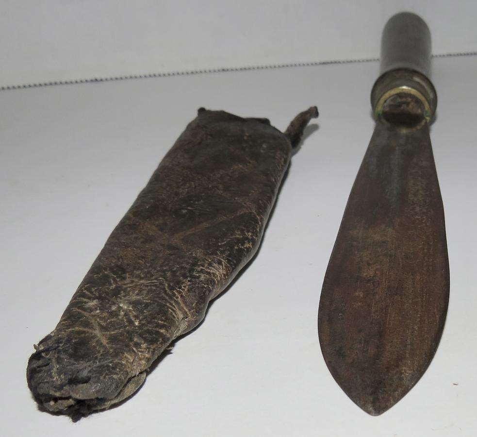 REV. WAR ERA BELT KNIFE AND SHEATH