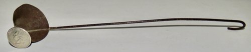 19TH LONG HANDLED CANDLE SNUFFER