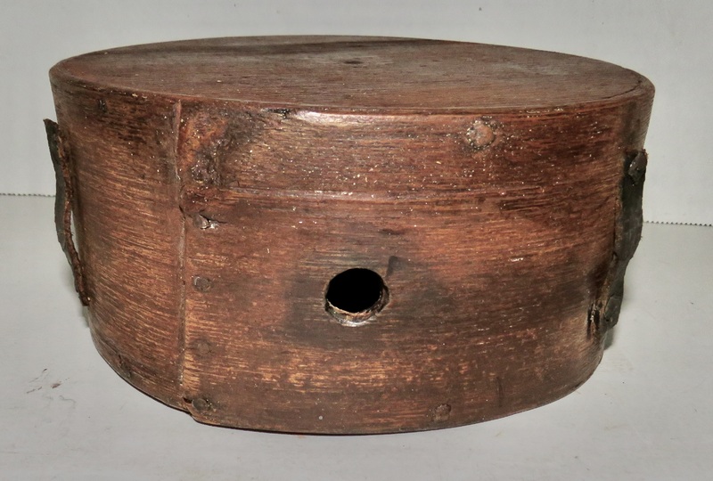 BEST REV. WAR ERA CHEESE BOX CANTEEN W/ PAINT