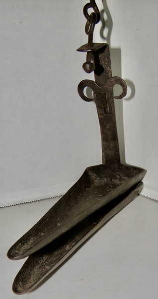 PILGRIM ERA FORGED DOUBLE CRUSIE, LAMP RAM'S HORN