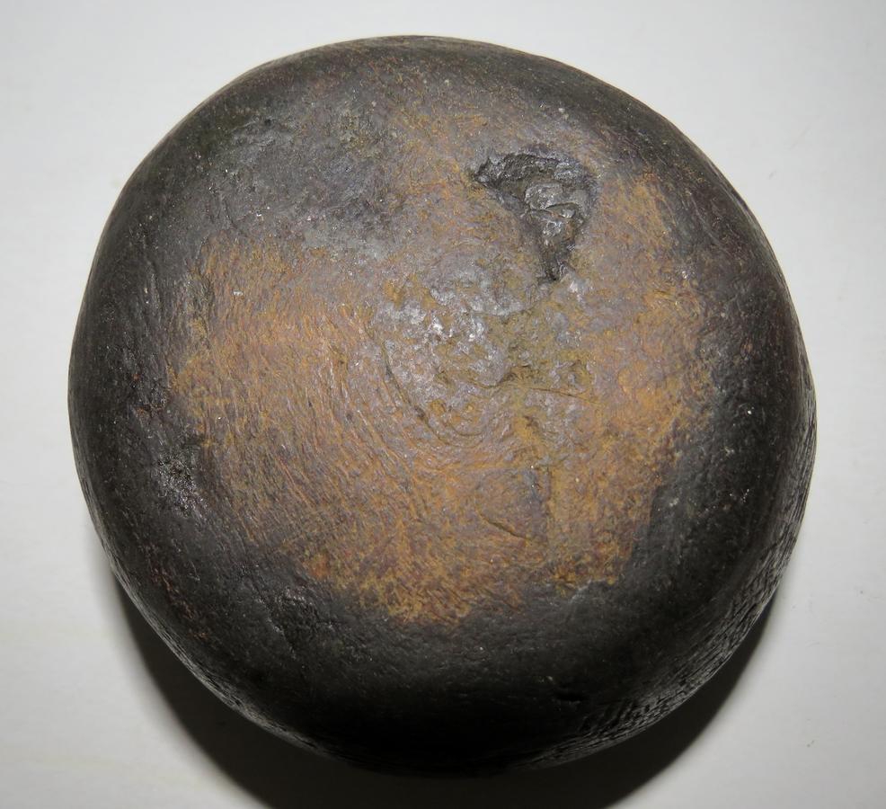 PILGRIM ERA NATIVE AMERICAN SMALL BURL EATING BOWL