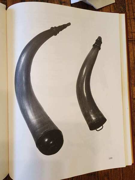 SCARCE 18TH/19TH C. RIFLEMAN'S SUPPLY POWDER HORN