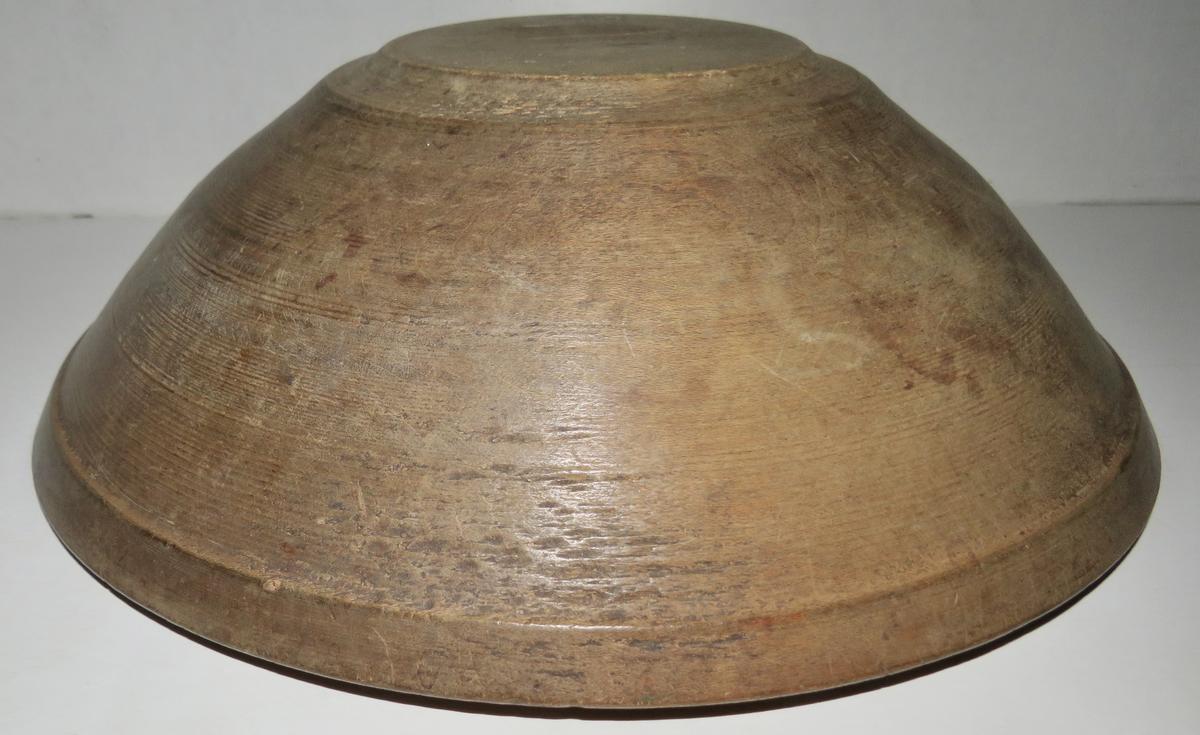 EARLY THIN MAPLE BEEHIVE BOWL, FOOT AND RIM 11 X 3