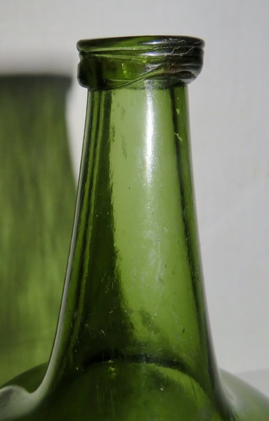 DUTCH BLACK GLASS HAND BLOWN ONION BOTTLE