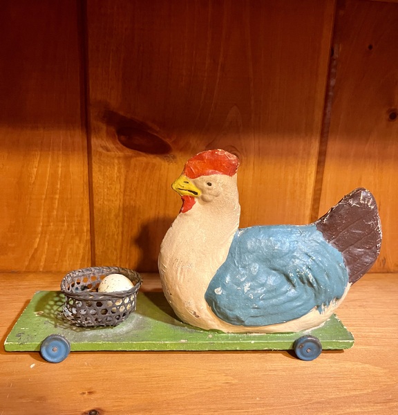 Hen Toy on Wheels
