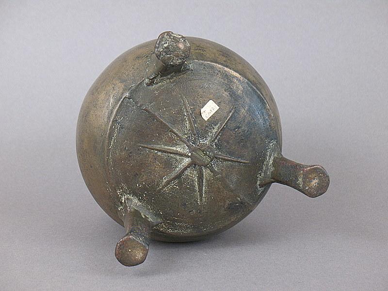17thc. Bronze Pot