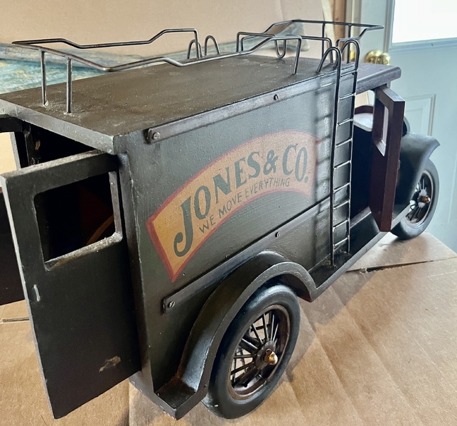 Moving Truck Jones & Co