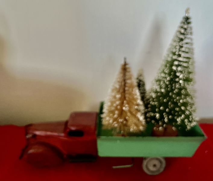 1930’s Dump Truck
