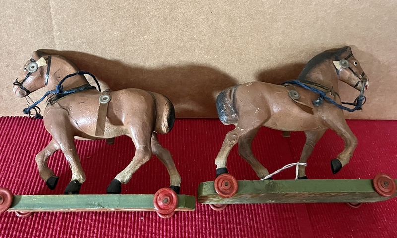 Pr Pony Pull Toys