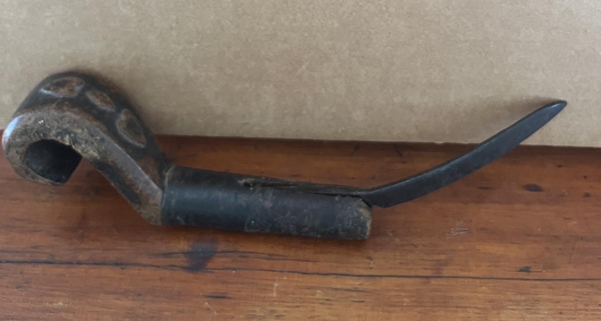 Crooked Knife