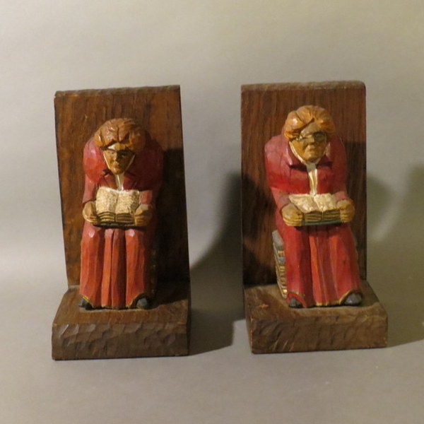 Pr. Carved Bookends