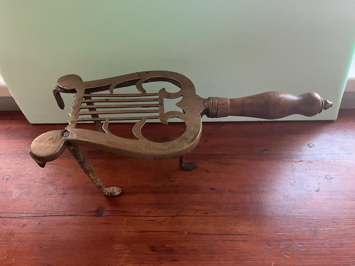 19thc. Lyre Fireplace Fender Trivet