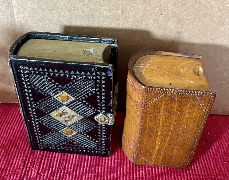 Spruce Gum Boxes