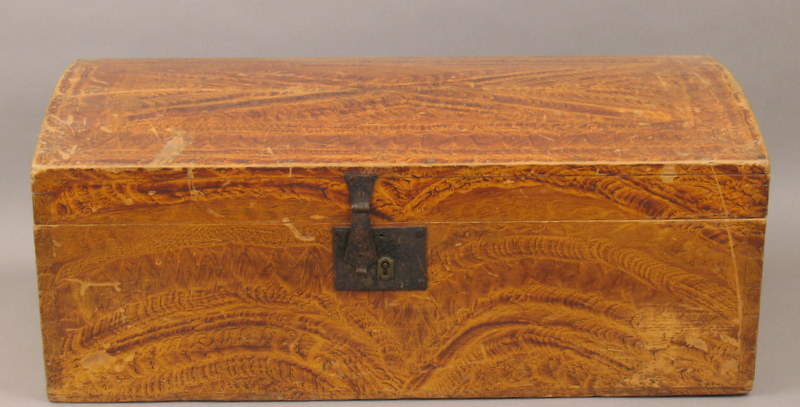 Original Painted Maine Box w/Heart Handles