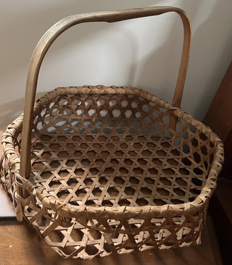 Shaker Cheese Basket